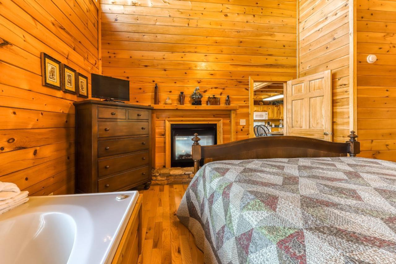 Villa Elegant Escape Pigeon Forge Exterior foto